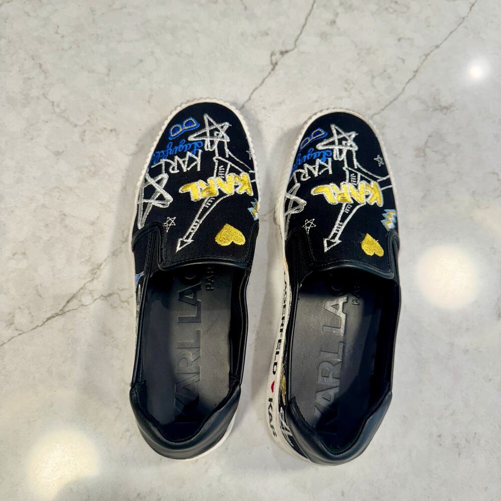 Karl Lagerfeld Paris Jazlyn Slip-On Sneakers Sz 8 Black Embroidered Graffiti - Picture 9 of 16